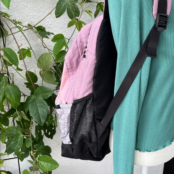 VICTORIA SECRET PINK Backpack - Picture 4 of 16